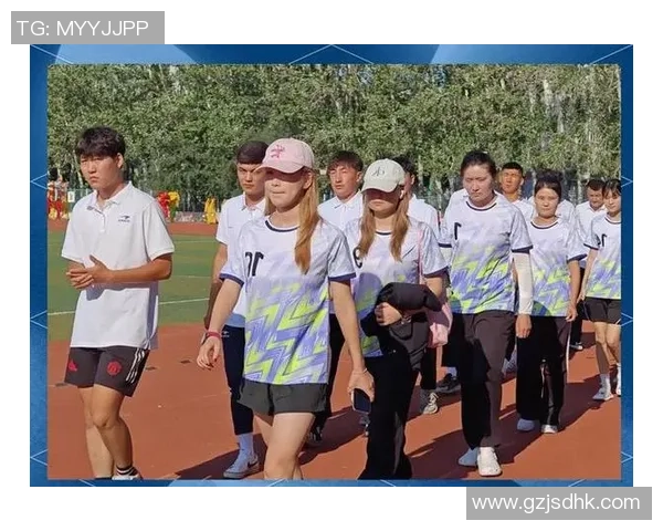 足球明星齐聚新疆热情挥洒绿茵场激情赛季引爆球迷期待